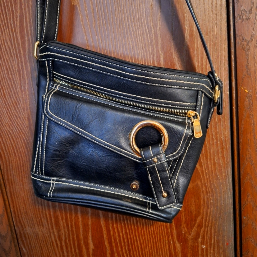 BOC black0 leather shoulder bag